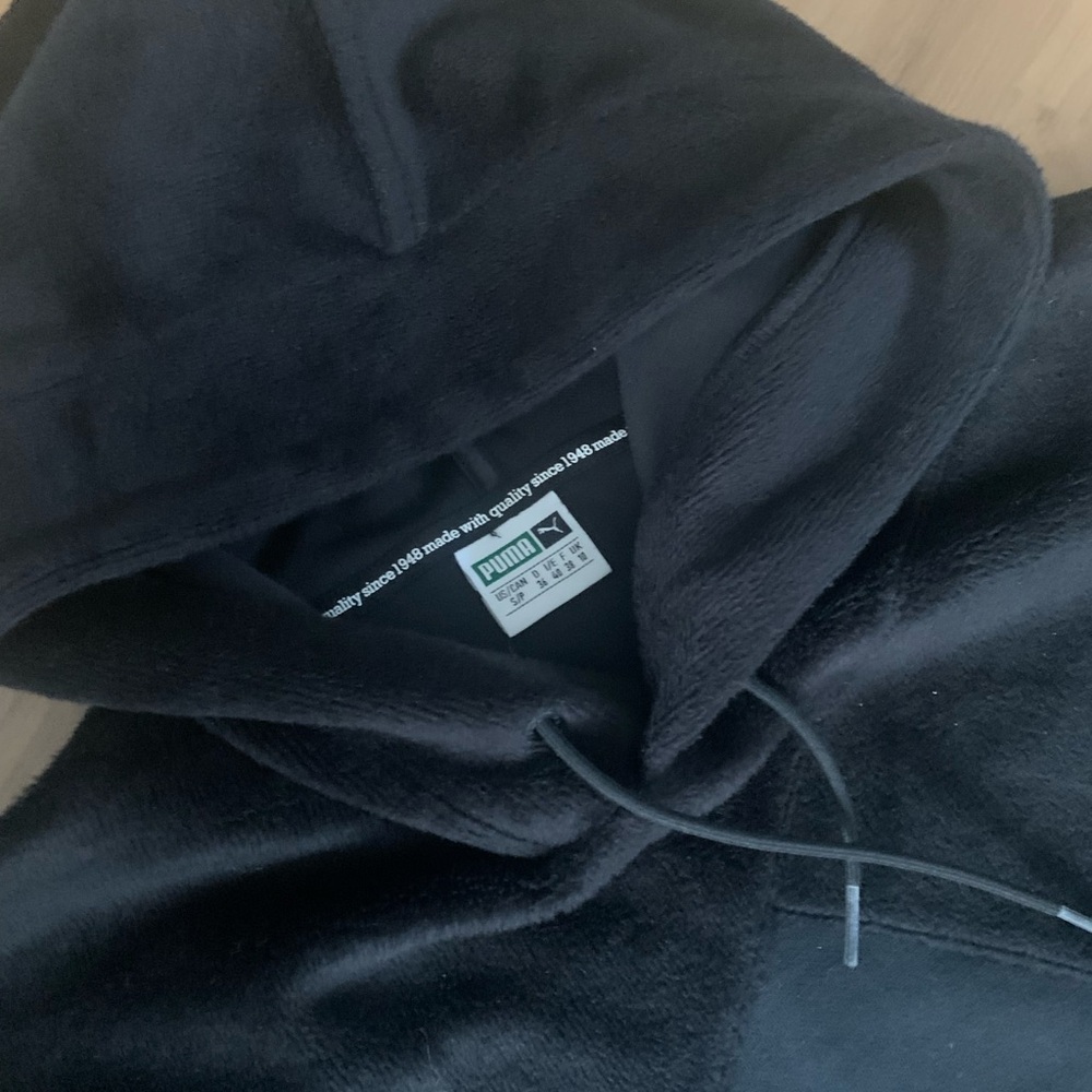 Oversized Velvety Hoodie: Puma